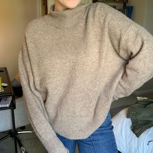 H&M pullover tan sweater